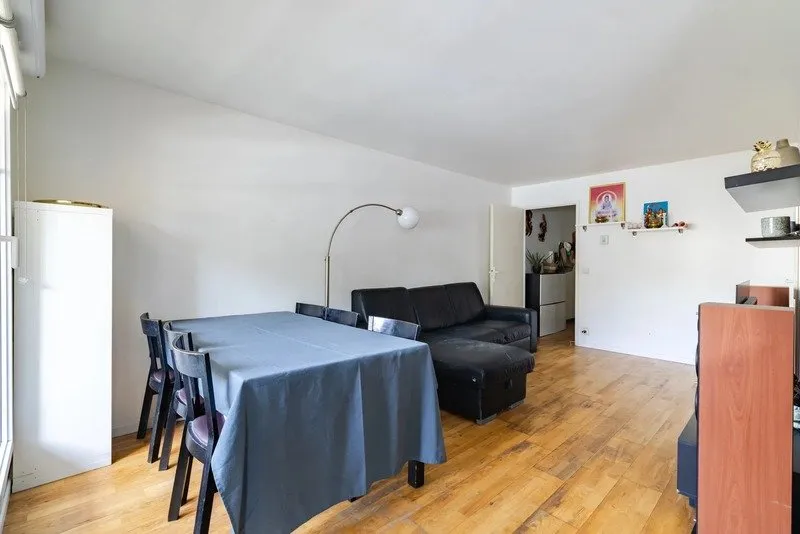 Séjour - Appartement avec Loggia et Parking dans Résidence Sécurisée à Juvisy