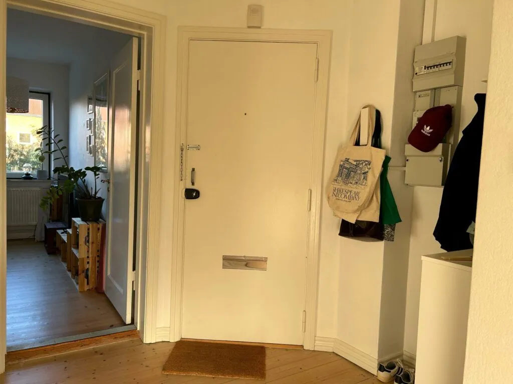 Entrée - 2-Bedroom Flat with Garden in Øgaden