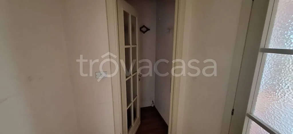 Hallway - Bright Trilocale with Balcony in Torino