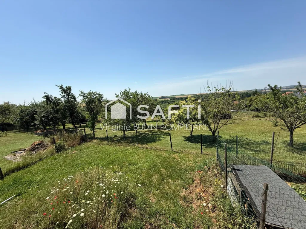 Jardin - Maison de Plain-Pied avec Vue Dégagée à Pierrepont