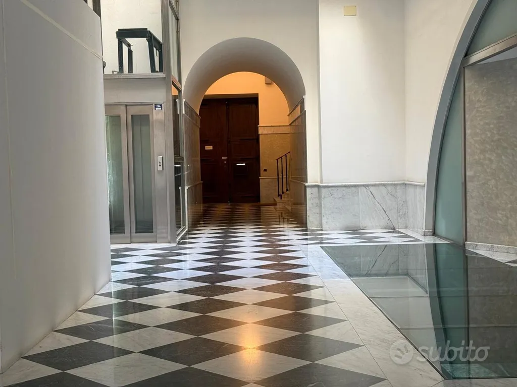 Esik - Rationalised Apartment in Cagliari Centre