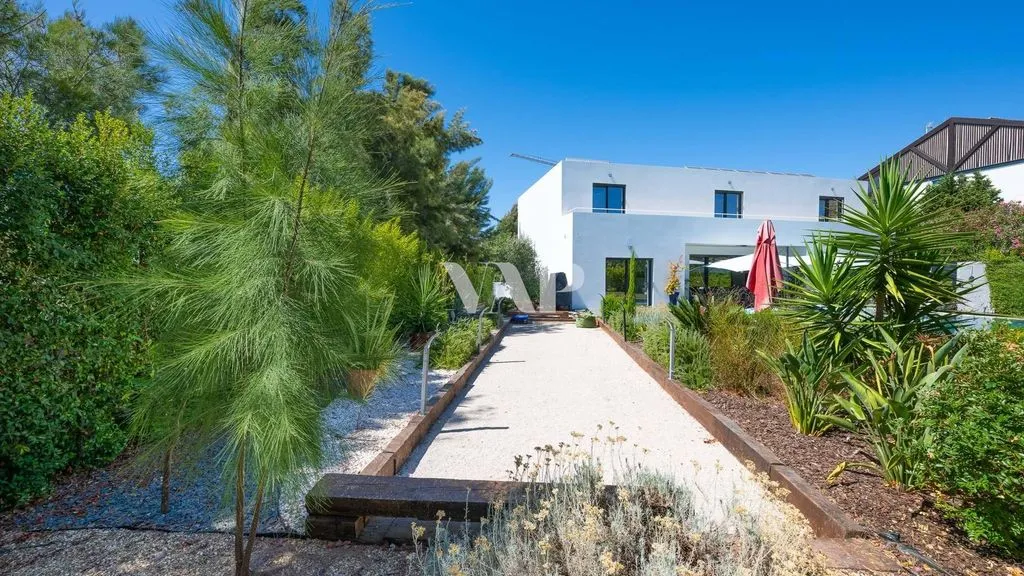 Välivaade - Modern Villa with Private Pool in Almancil