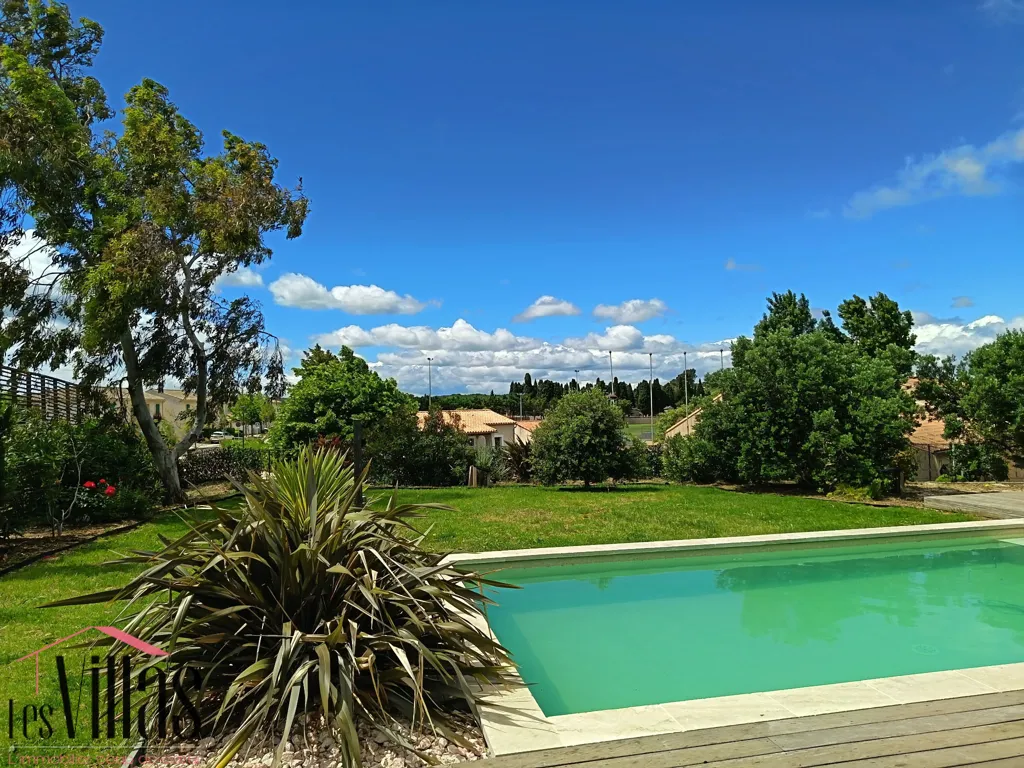 Piscine - Villa contemporaine avec piscine dans un village de la Clape