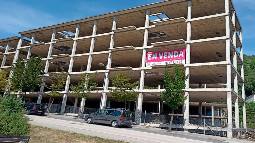 Extérieur - Development Site with Multiple Accesses in Olot