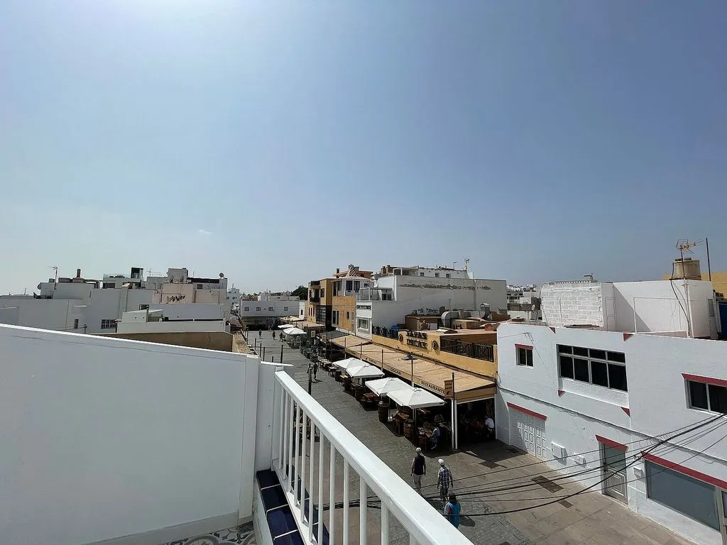 balcony