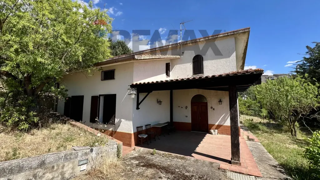 Välivaade - Villa with Olive Grove in Alimena