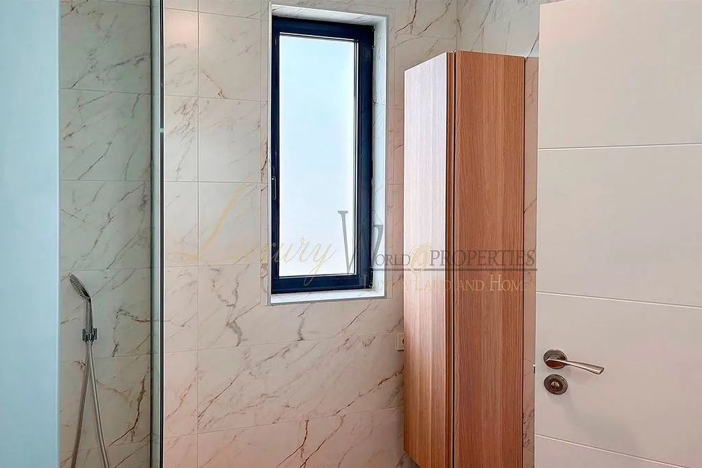 Vannitoad - Modern Villa with Private Pool in El Madroñal