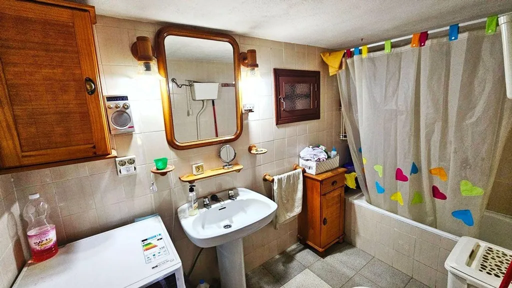 Salles de bain - Villa with West Views in Almonaster la Real