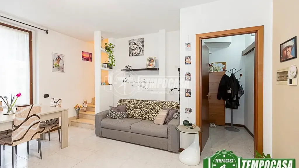 Séjour - Rustic Semi-Detached Villa with Garden in Palazzo Pignano