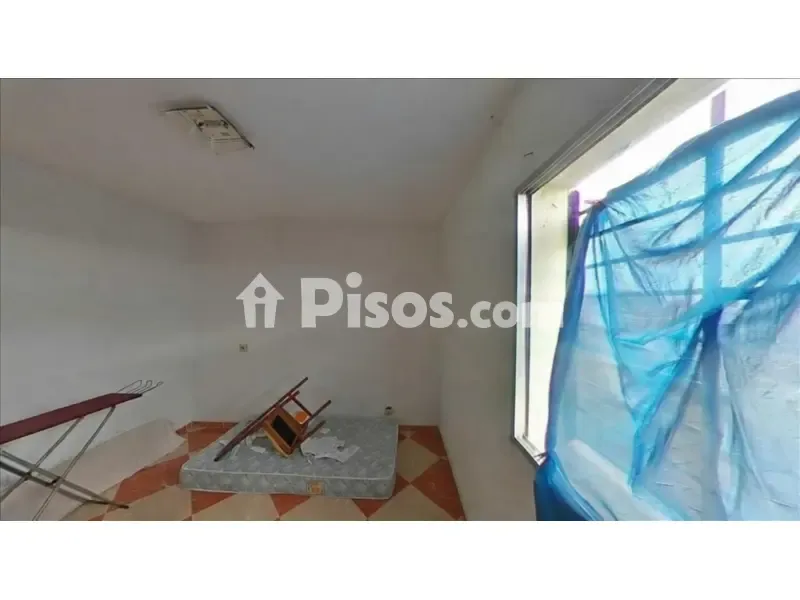 3 magamistoaga korter asukohas ES