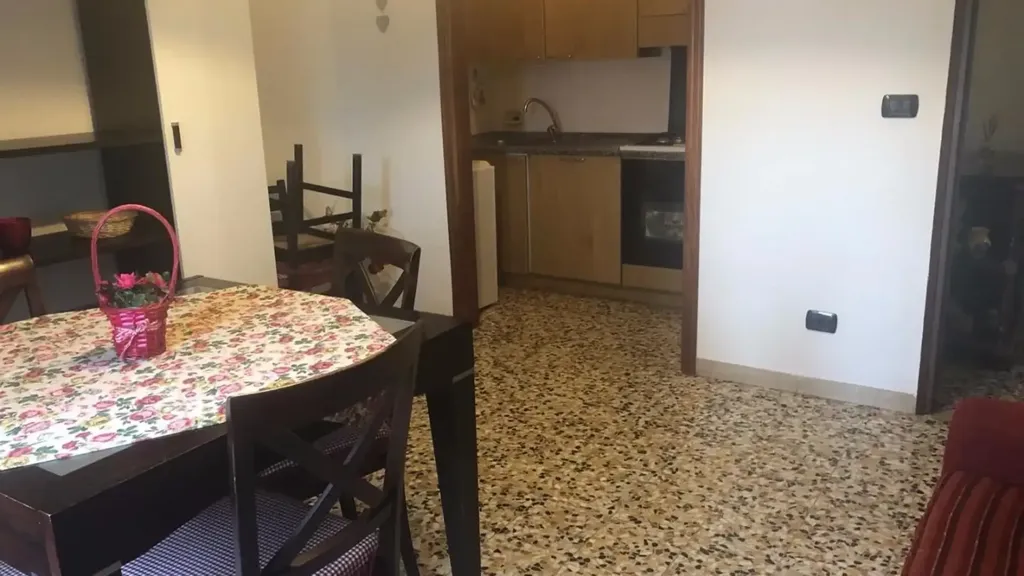 Sala da pranzo - Trilocale with Balcony in Pontedera