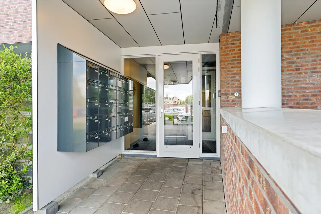 Entrée - Portiekflat with Balcony in Enschede
