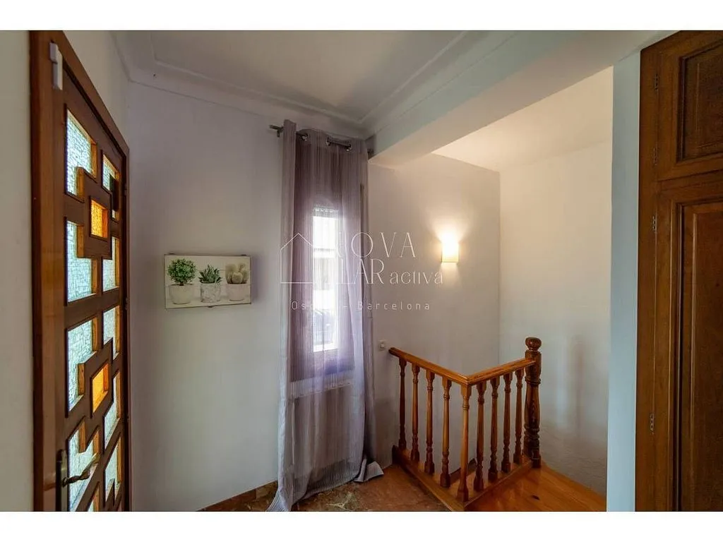 Entrée - Chalet with Terrace and Garage in Tona
