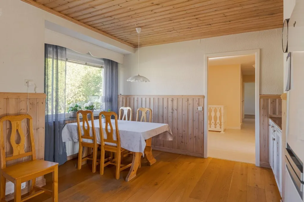 4-toaline maja asukohas Skövde kommun