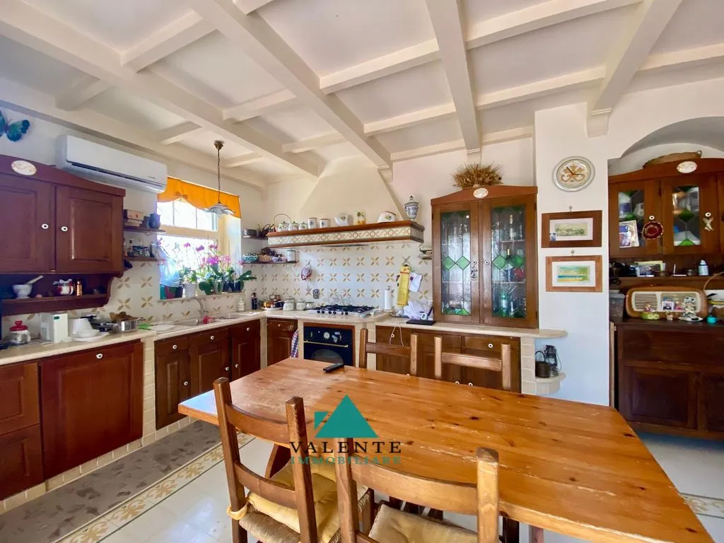 Cuisine - Luxury Villa with Pool in Palestrina, Rome