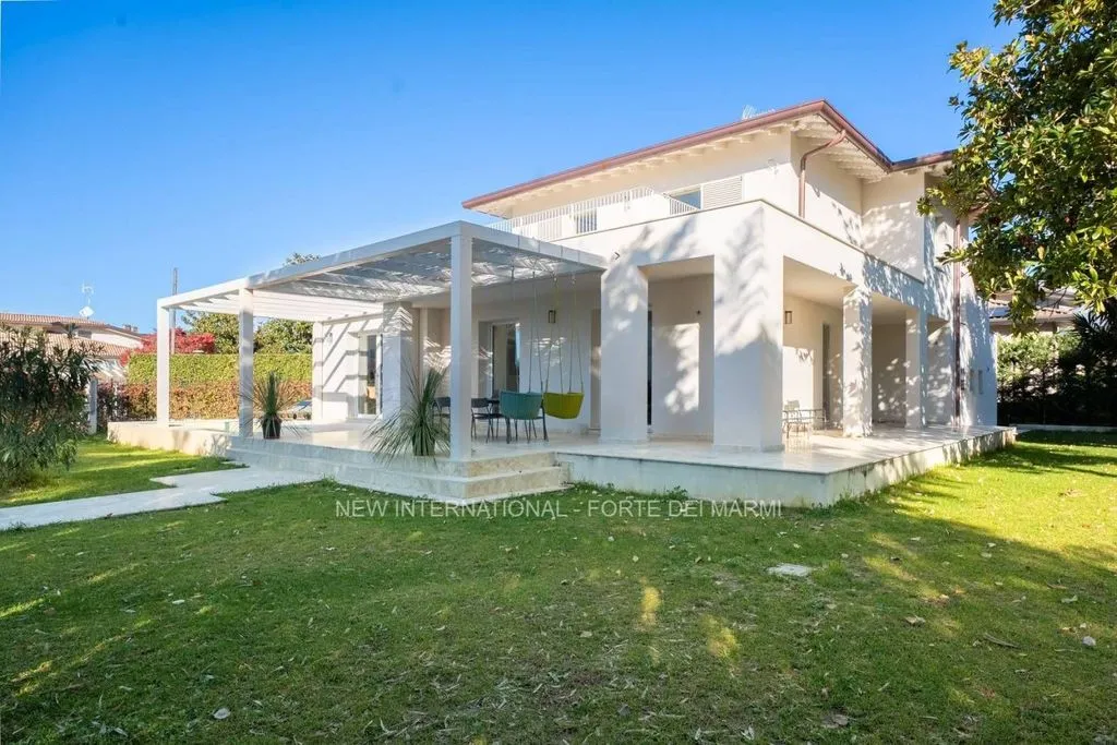 Terrass - Luxury Villa with Pool in Forte dei Marmi