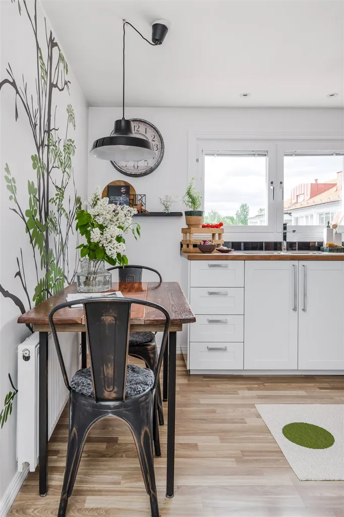 Salle à manger - Penthouse with Large Balcony in Solbacka