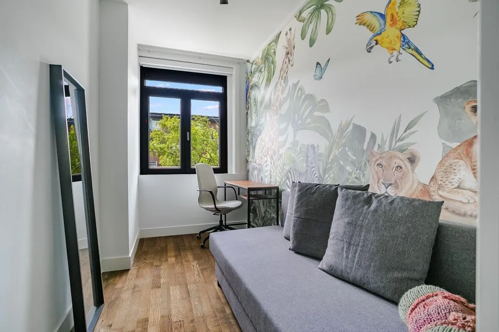 Characterful Apartment with Balcony in Amsterdam