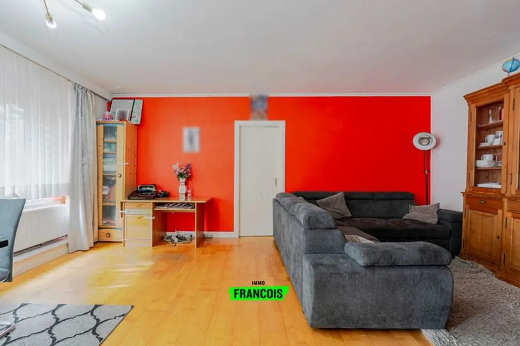 Elutuba - Bright Apartment with Balcony in Ganshoren