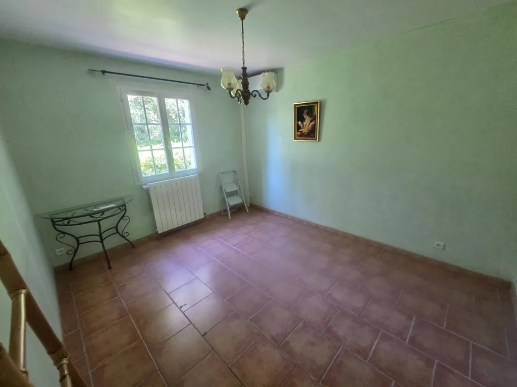 Toad - Charming Villa with Terrace in Cendras
