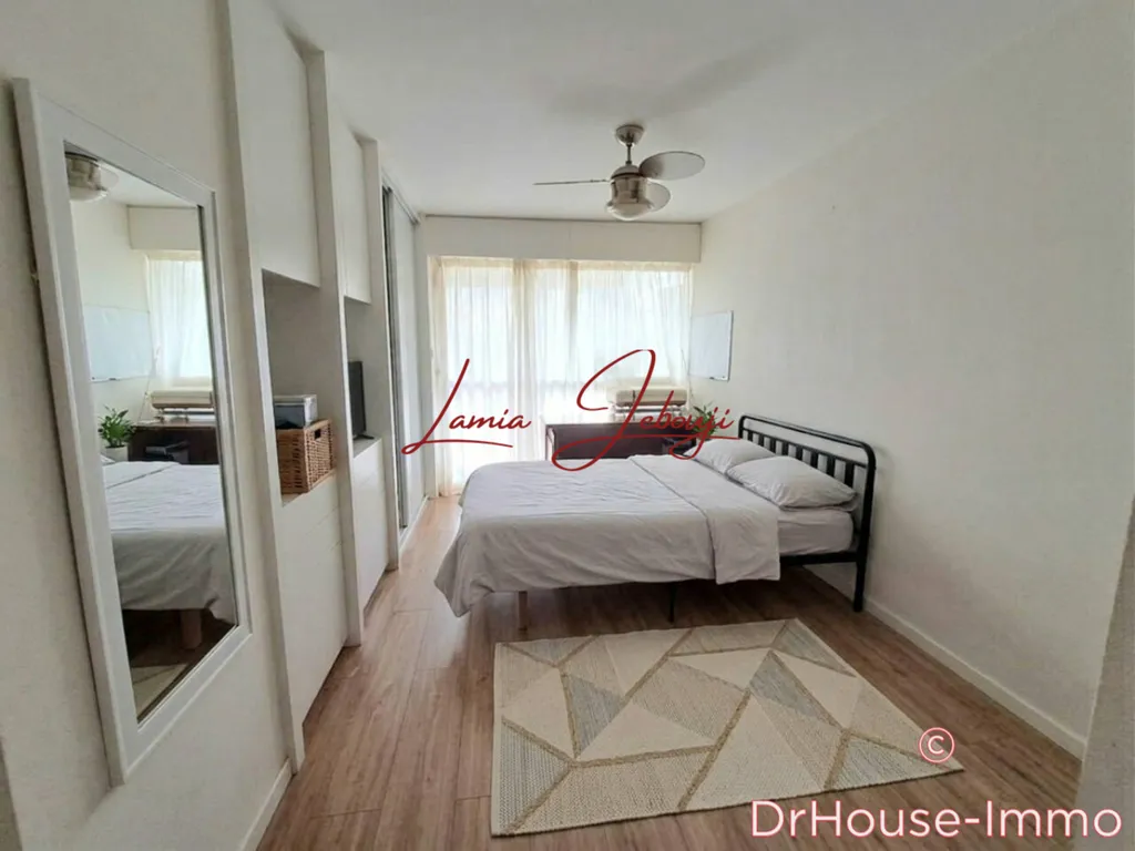 Chambres - Appartement Traversant avec Balcon à Pessac Centre