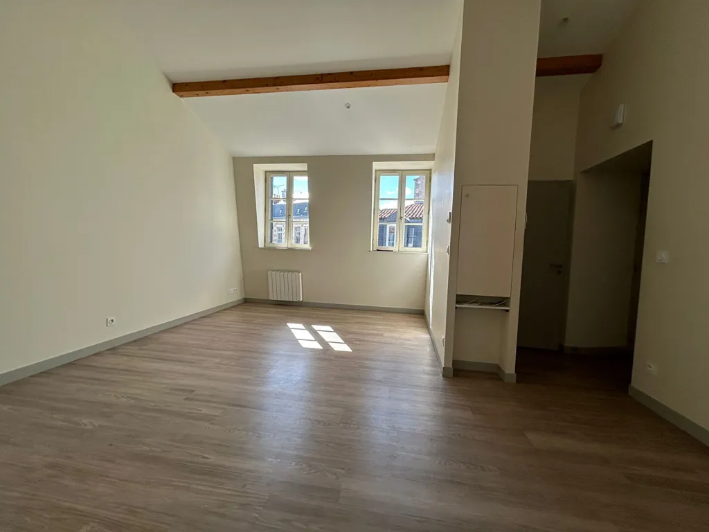 Toad - Flat with Parking in Poitiers Centre
