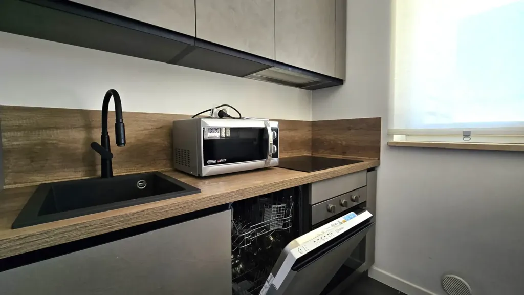 Cucina - Appartamento con terrazzo panoramico a Roma