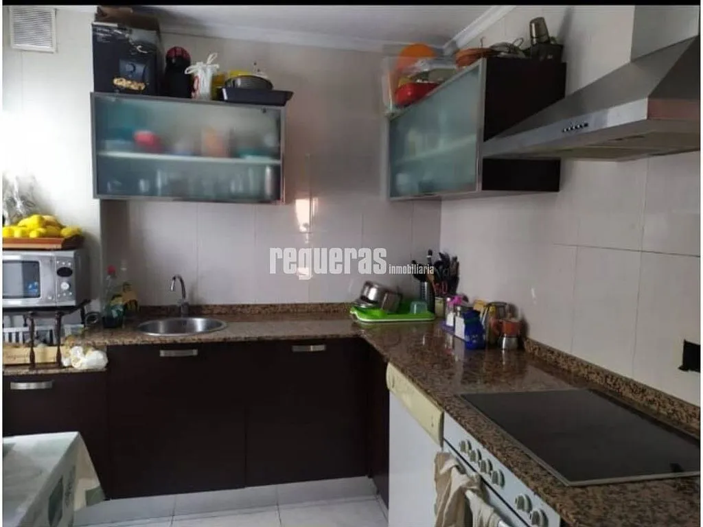 Cuisine - Apartment with Lift in La Magdalena, Avilés