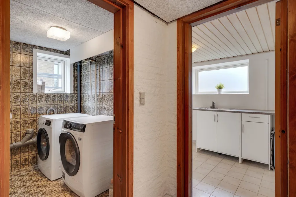 Utility Room - 6-room house in Esbjerg