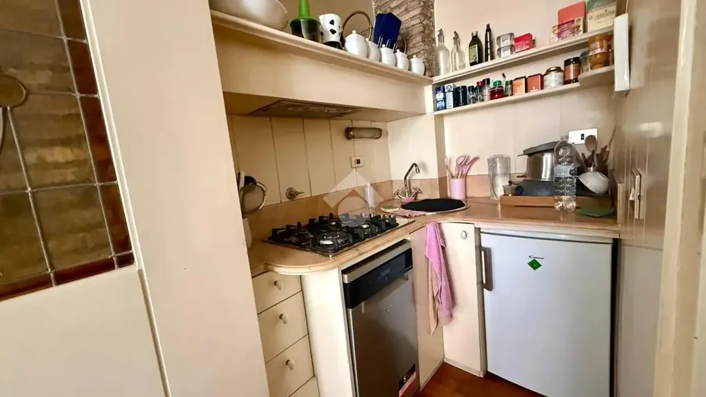Cuisine - Rented Apartment with Central Location in Rome