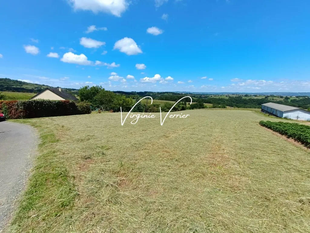 Aed - Constructible Plot with South Exposure in Saint-Cyprien