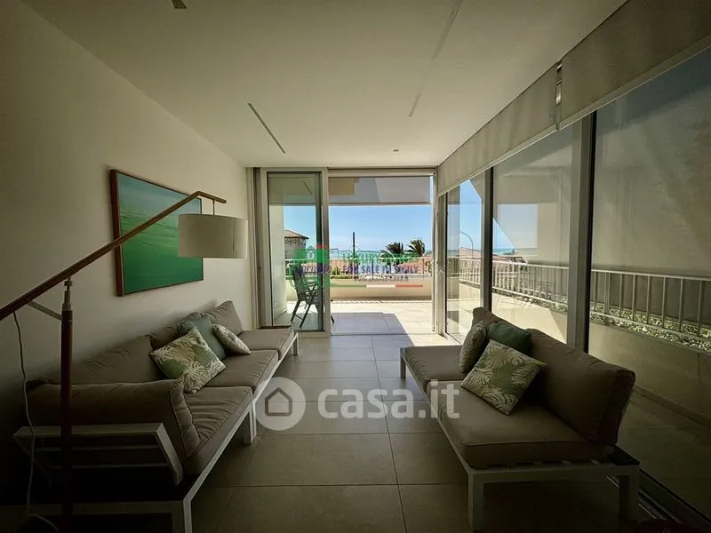 Séjour - Rented Trilocale with Sea View in Ragusa