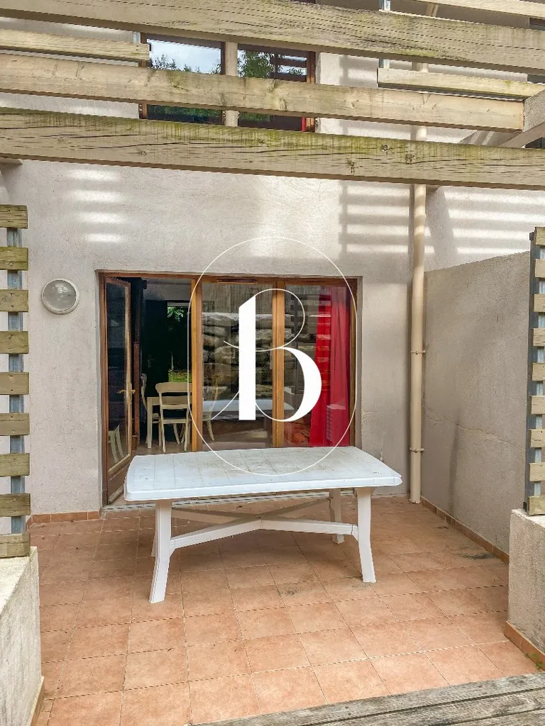 Terrazza - Duplex Apartment with Terrace in Barjac