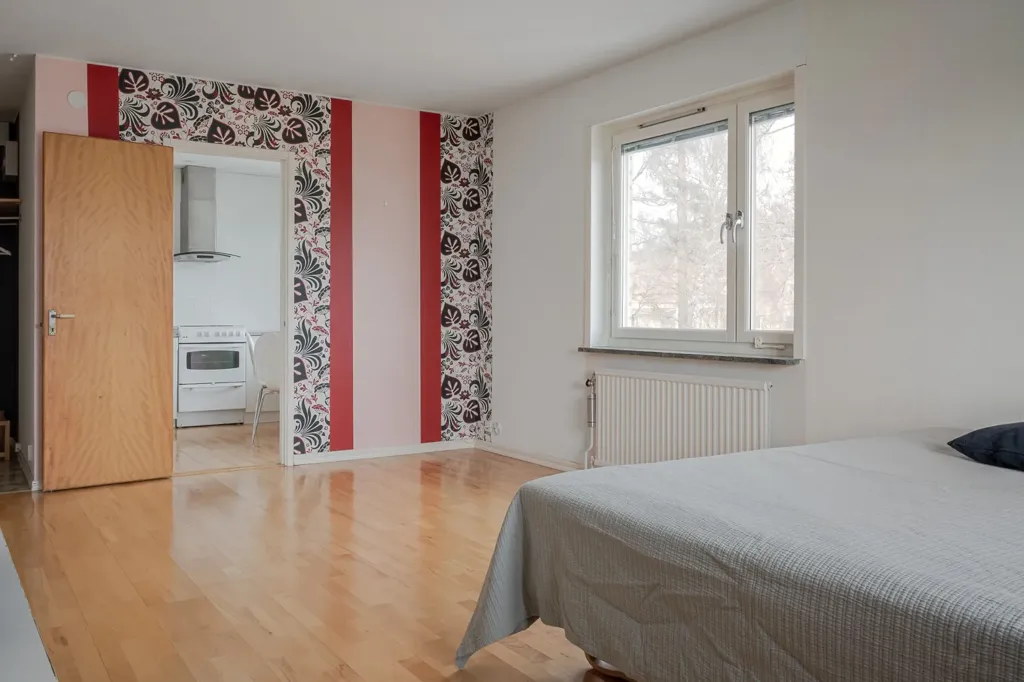 Chambres - One-Room Apartment with Dual Aspect on Ölandsgatan