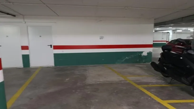 Garage - Parking Space in Cadrete, Zaragoza