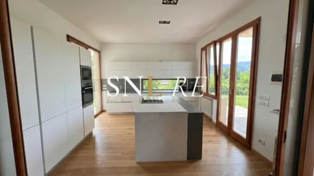 Cuisine - Penthouse with Panoramic Terraces in Florence
