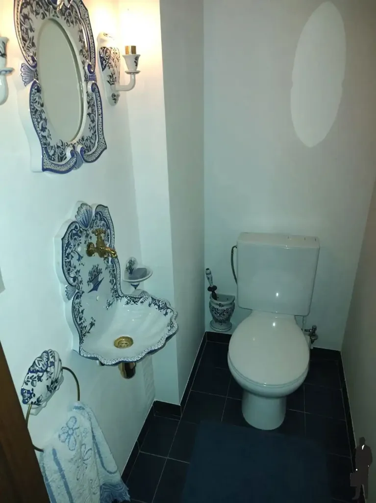 Bathrooms - Country Villa with Terrace and Garden
