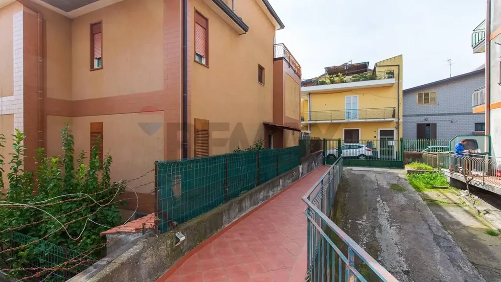 Esterno - Spacious Apartment with Terrace in Mascalucia