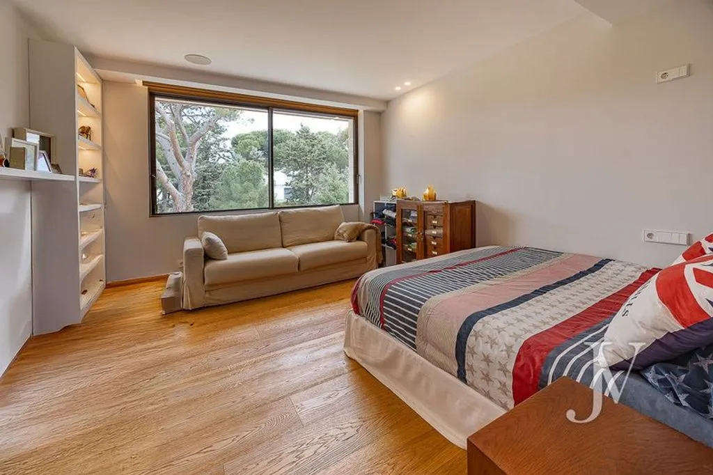 Magamistoad - Luxury Villa with Pool in Montealina, Madrid