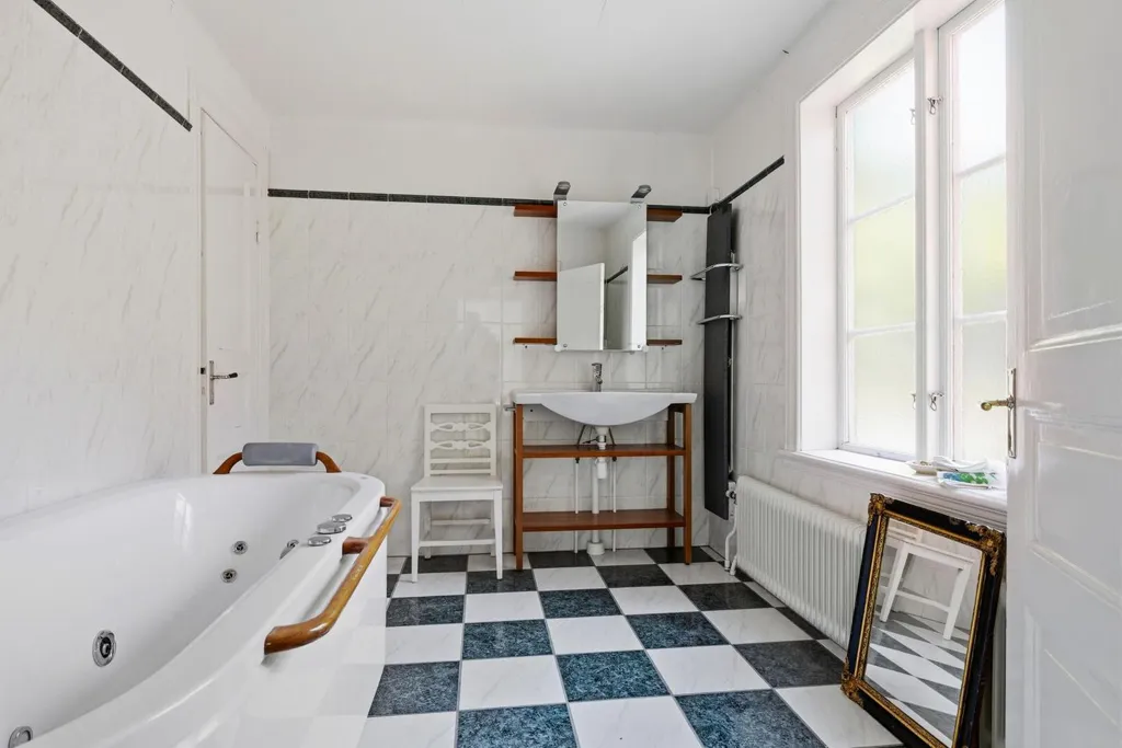 Salles de bain - Villa with Fjärrvärme in Mariestad