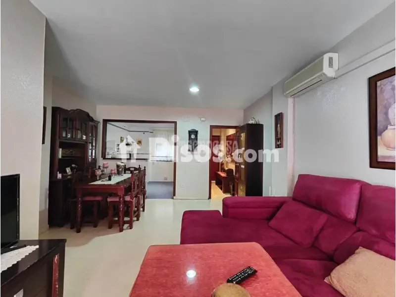 Séjour - Apartment with Balcony in Los Palacios