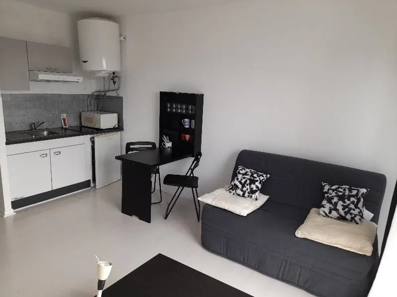 Elutuba - Studio with Central Location in Rome