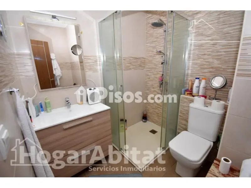 Salles de bain - Reformed Apartment with Balcony on Primado Reig