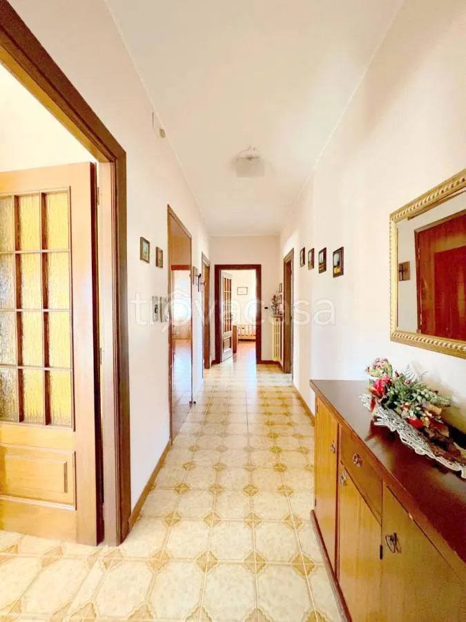 hallway_entrance