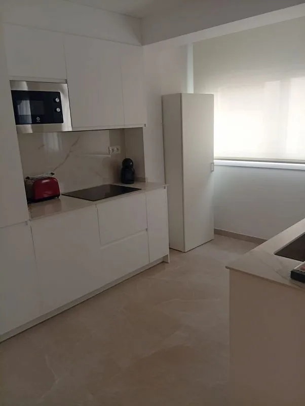 Cuisine - Furnished Flat with Outdoor View in City Centre