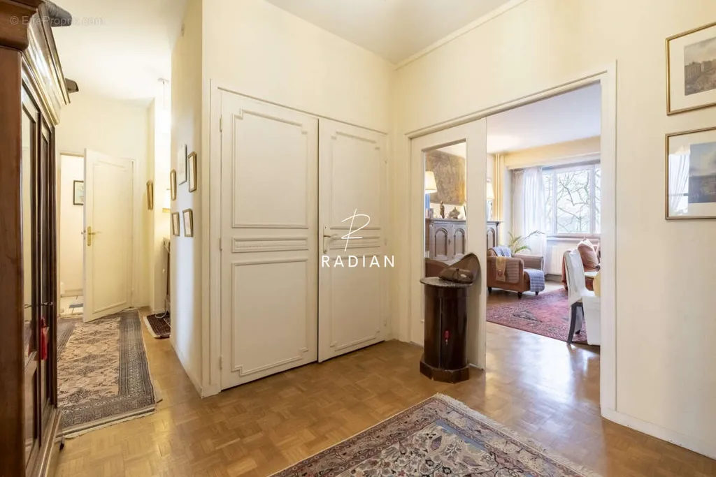 Entrée - Appartement avec balcon et vue dégagée à Lille