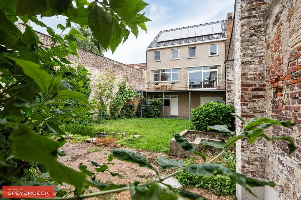 Aed - Charming Townhouse with Garden in Gent