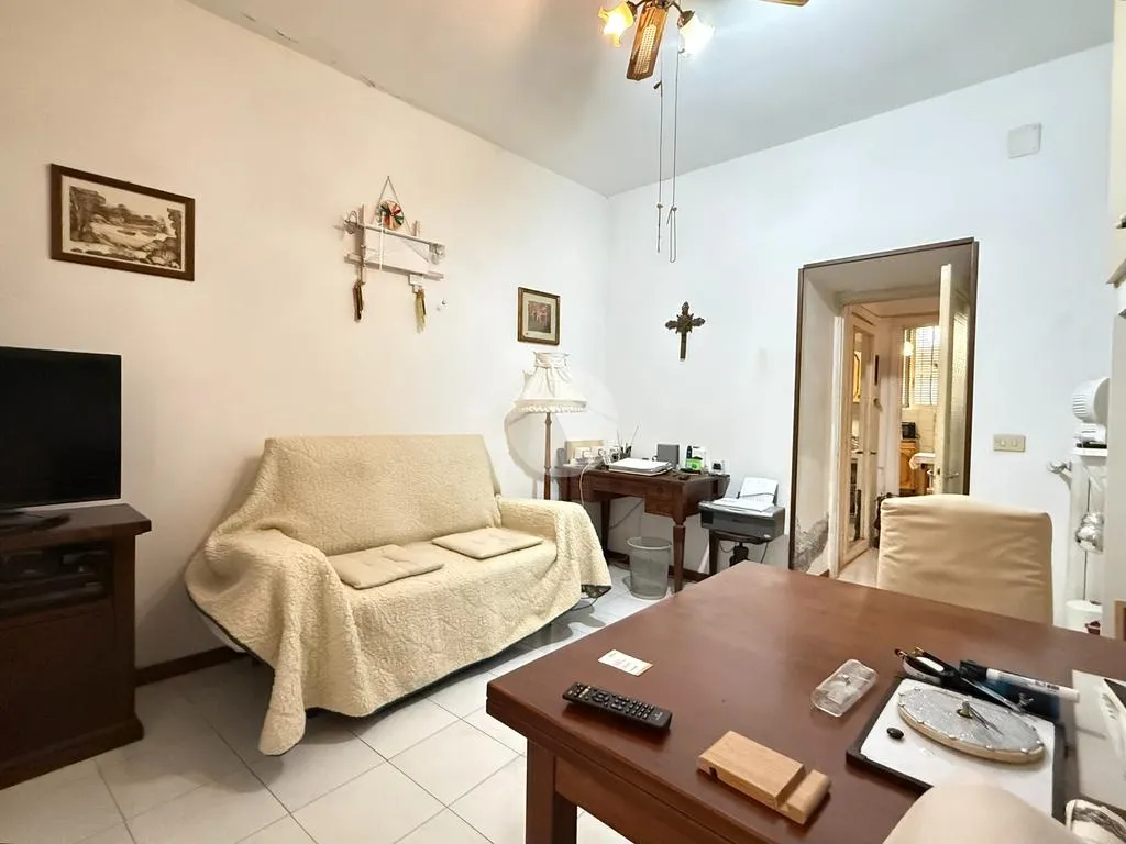 Soggiorno - Appartamento con doppia esposizione nel quartiere Prati–Mazzini a Roma