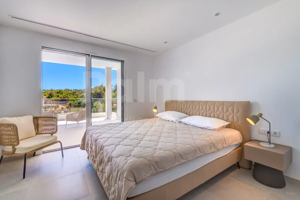 Magamistoad - Luxury Villa with Heated Pool in Central Alvor