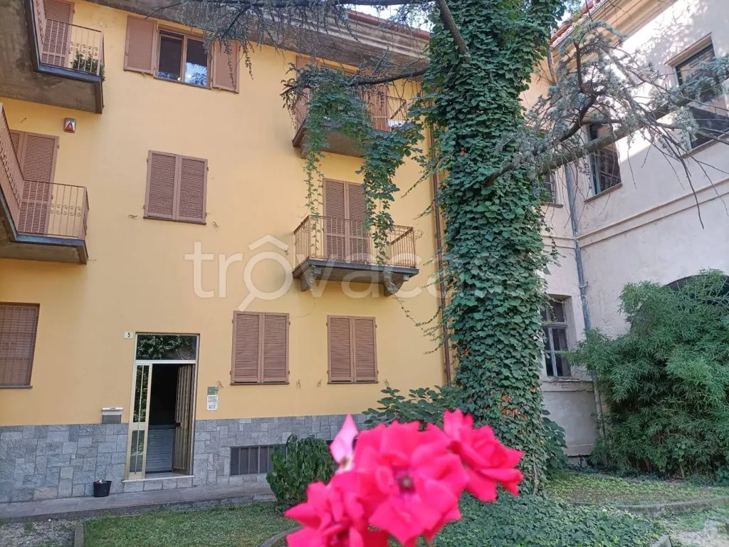 Välivaade - Spacious Apartment with Balcony in Fossano